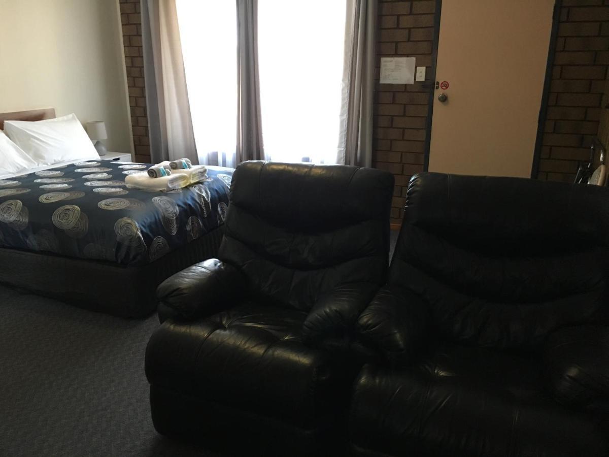 Airport Whyalla Motel Exterior photo