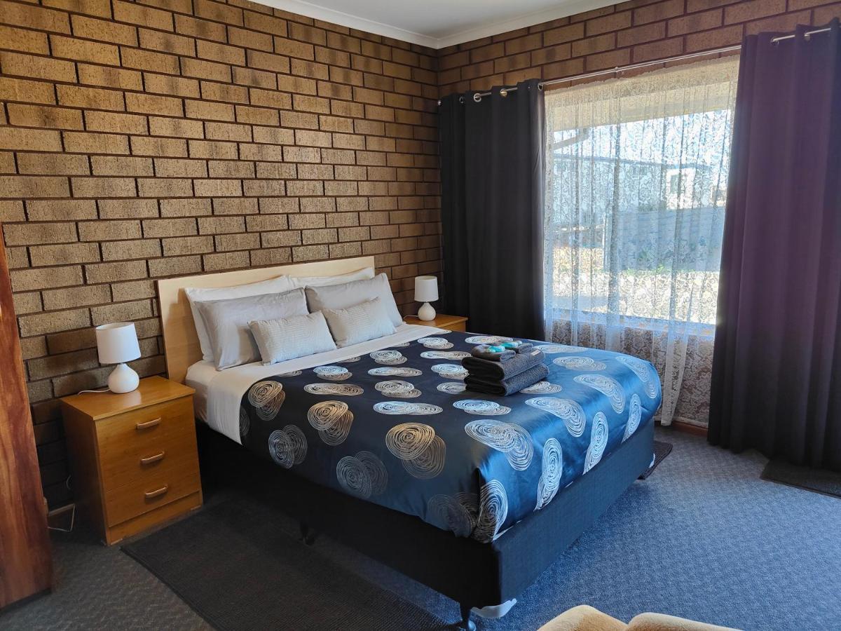 Airport Whyalla Motel Exterior photo